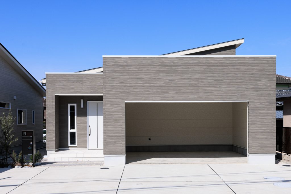 『平屋×ガレージハウス』